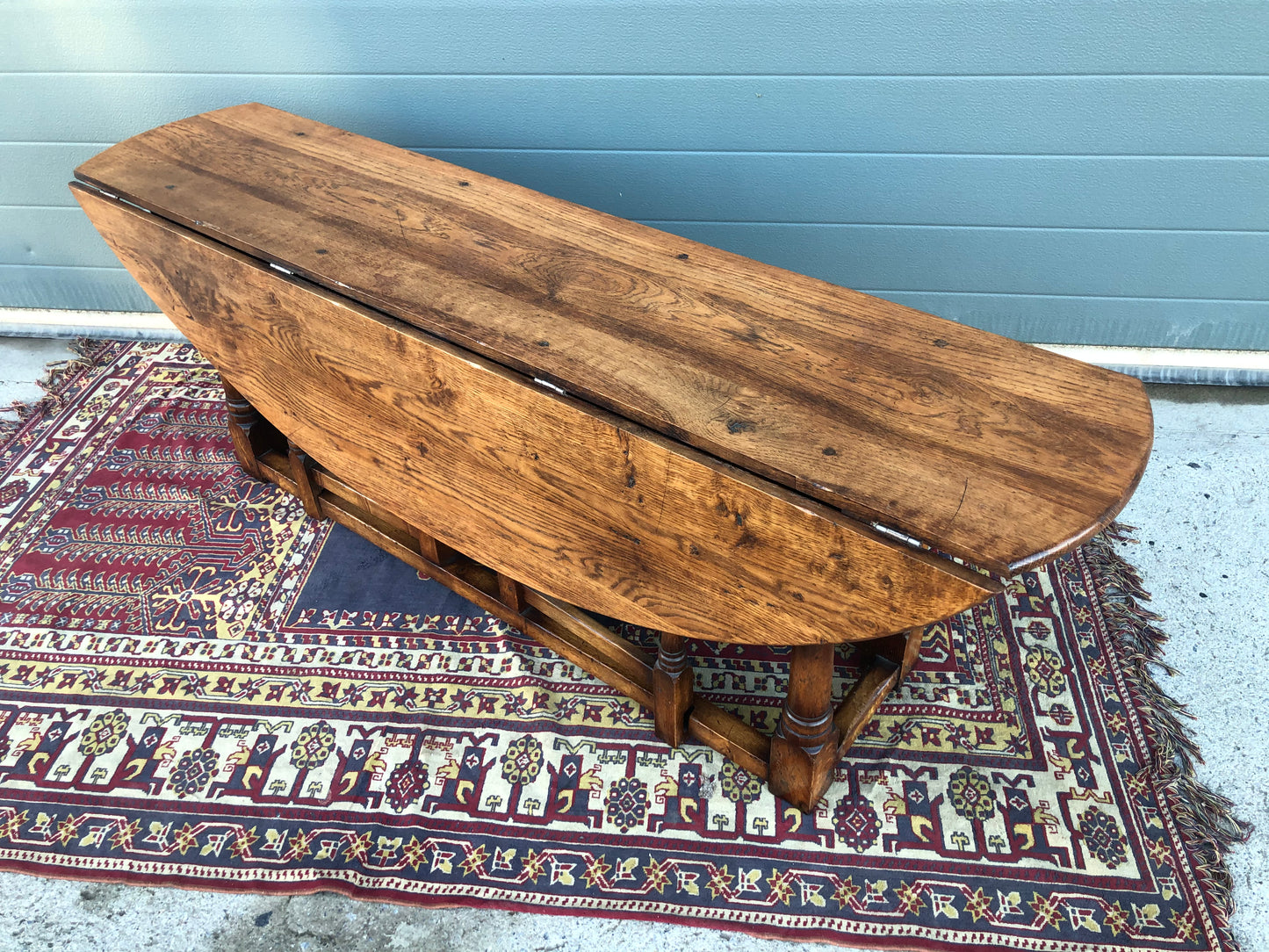 Gorgeous Oak Gateleg Coffee Table / Drop Leaf Coffee Table ( SOLD )
