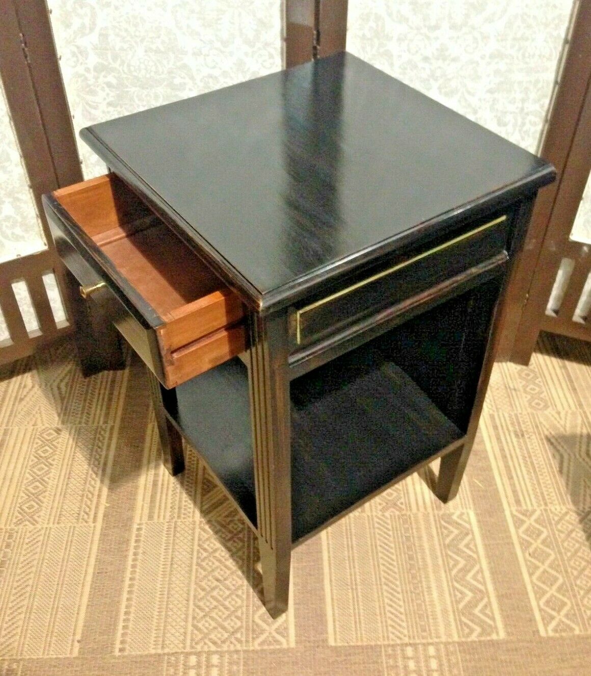 A Pair Of Vintage Empire Style Bedside Tables / Pair Of Lamp Tables