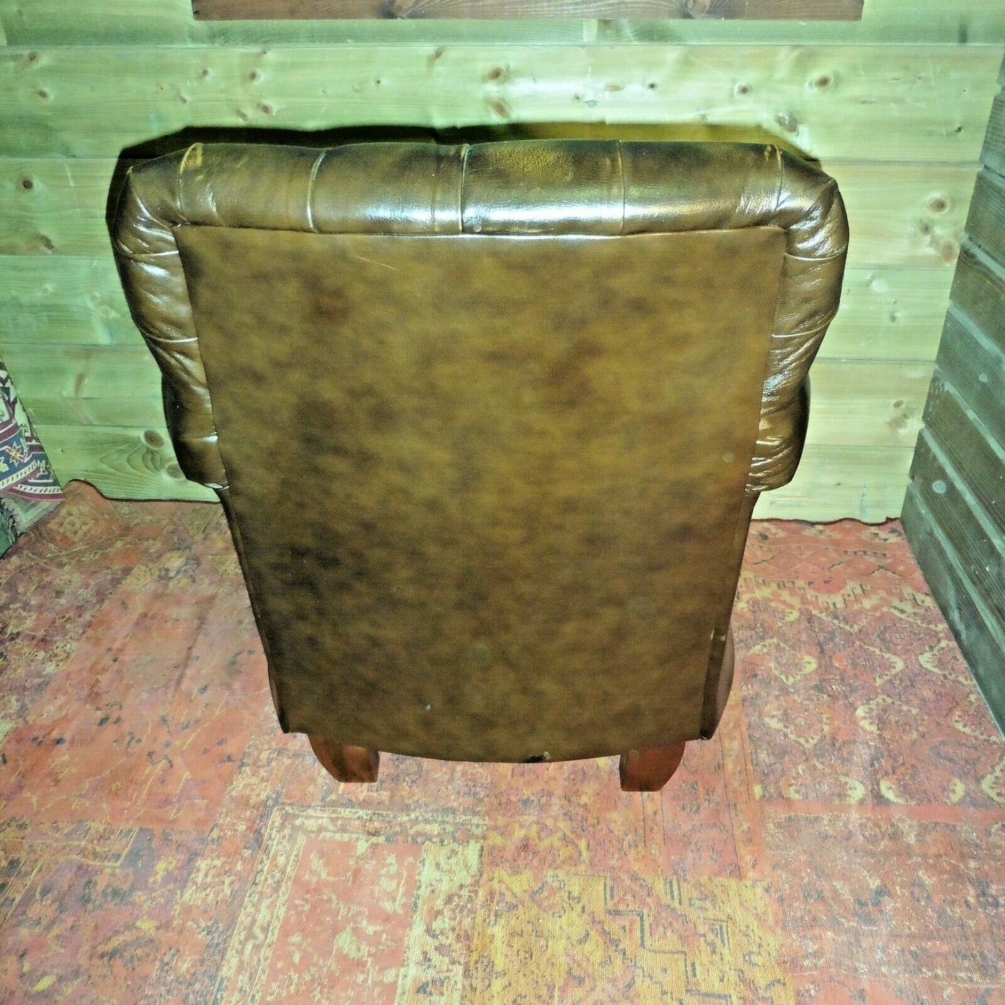 Gorgeous Pair Of Vintage Leather Chesterfield Style Armchairs By Thomas Lloyd