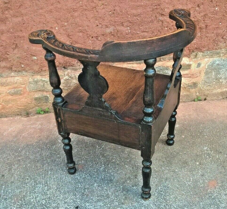 Gorgeous Antique Carved Oak Corner Chair