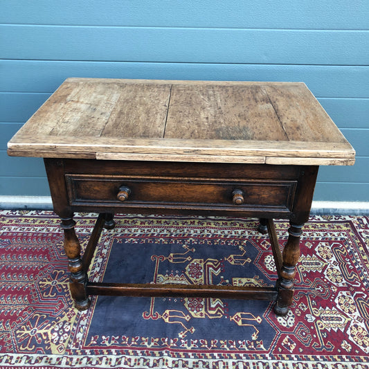 Lovely Rustic Oak Coffee Table / Vintage Extending Side Table ( SOLD )