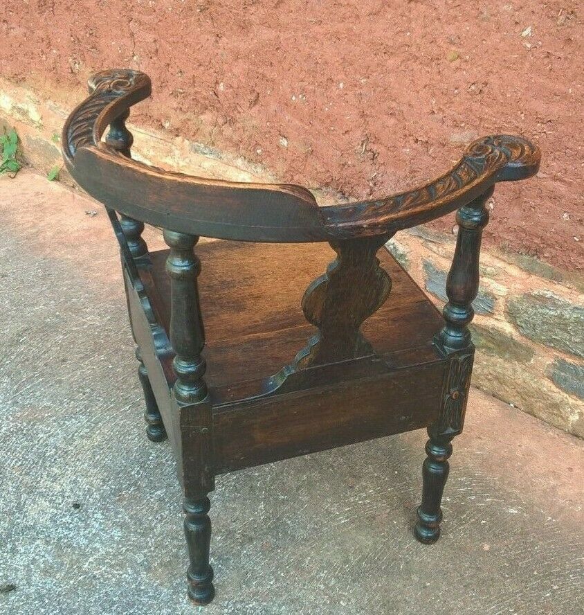 Gorgeous Antique Carved Oak Corner Chair