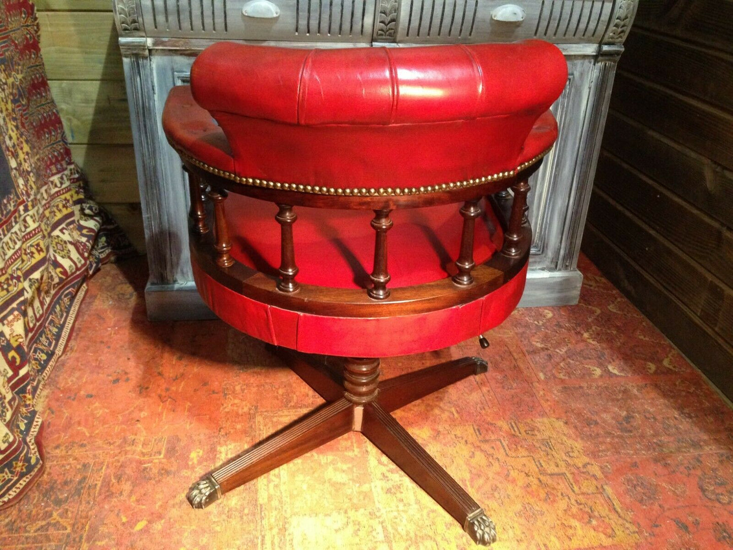 237.....Vintage Leather Captains Chair / Vintage Leather Revolving Desk Chair