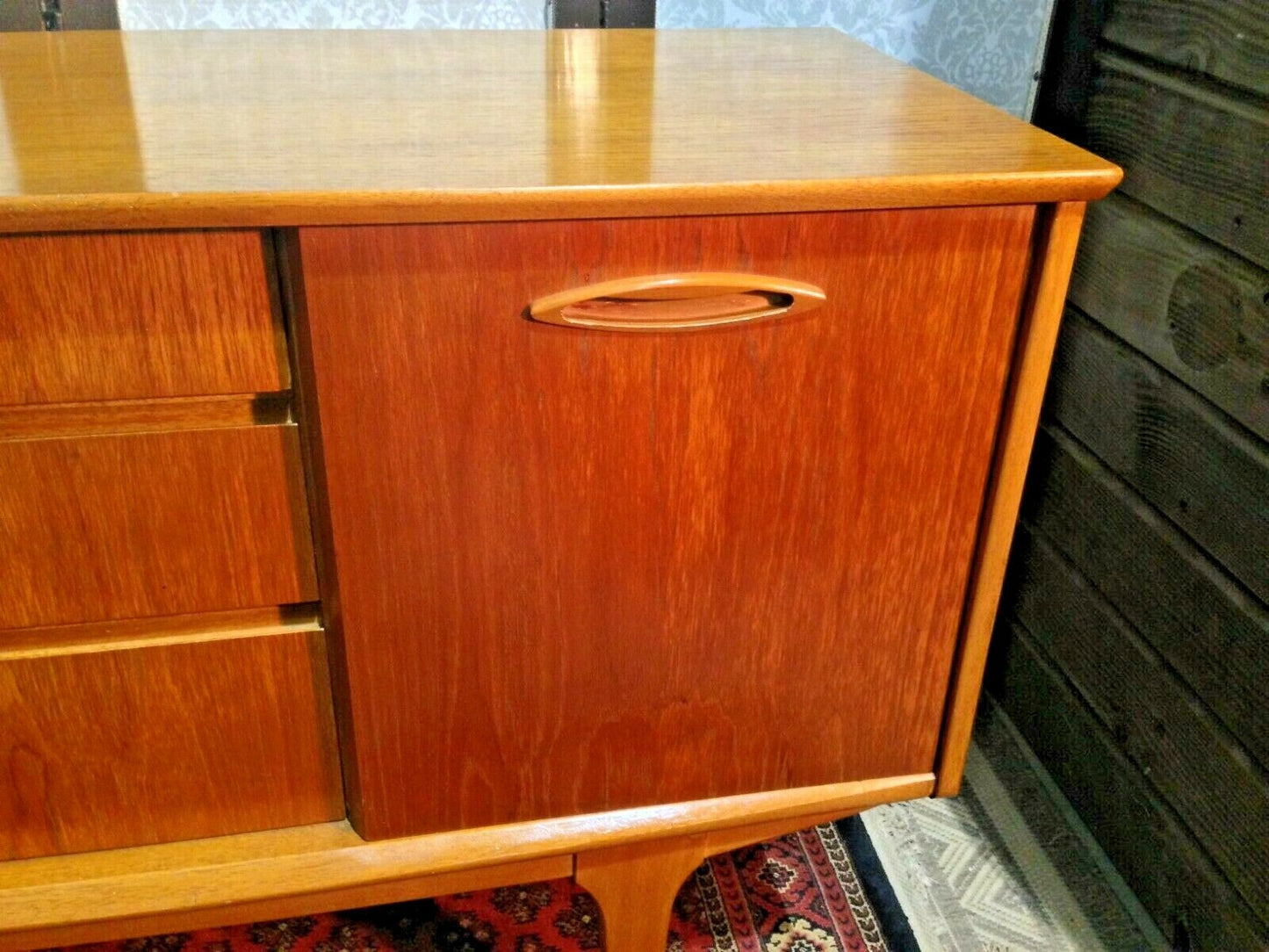 Retro Sideboard By Jentique / Compact Vintage Teak Sideboard