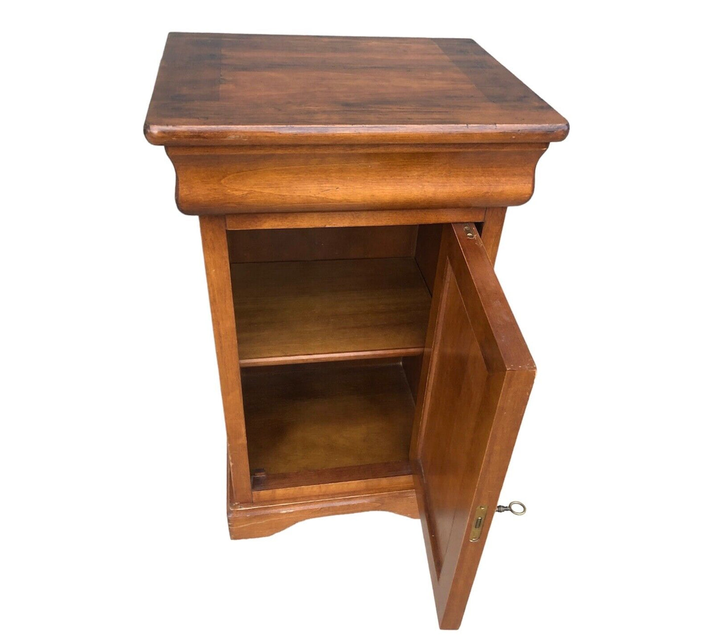 000899....Handsome Pair Of Cherrywood Bedside Tables / Bedside Cabinets ( sold )