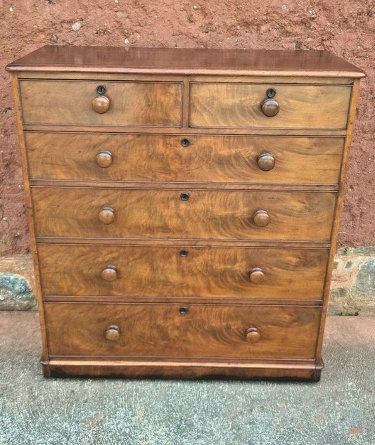 Good Quality Flame Mahogany Chest Antique Chest Drawers
