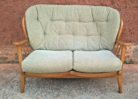 Vintage Retro Sofa By Parker Knoll Stylish Retro Sofa