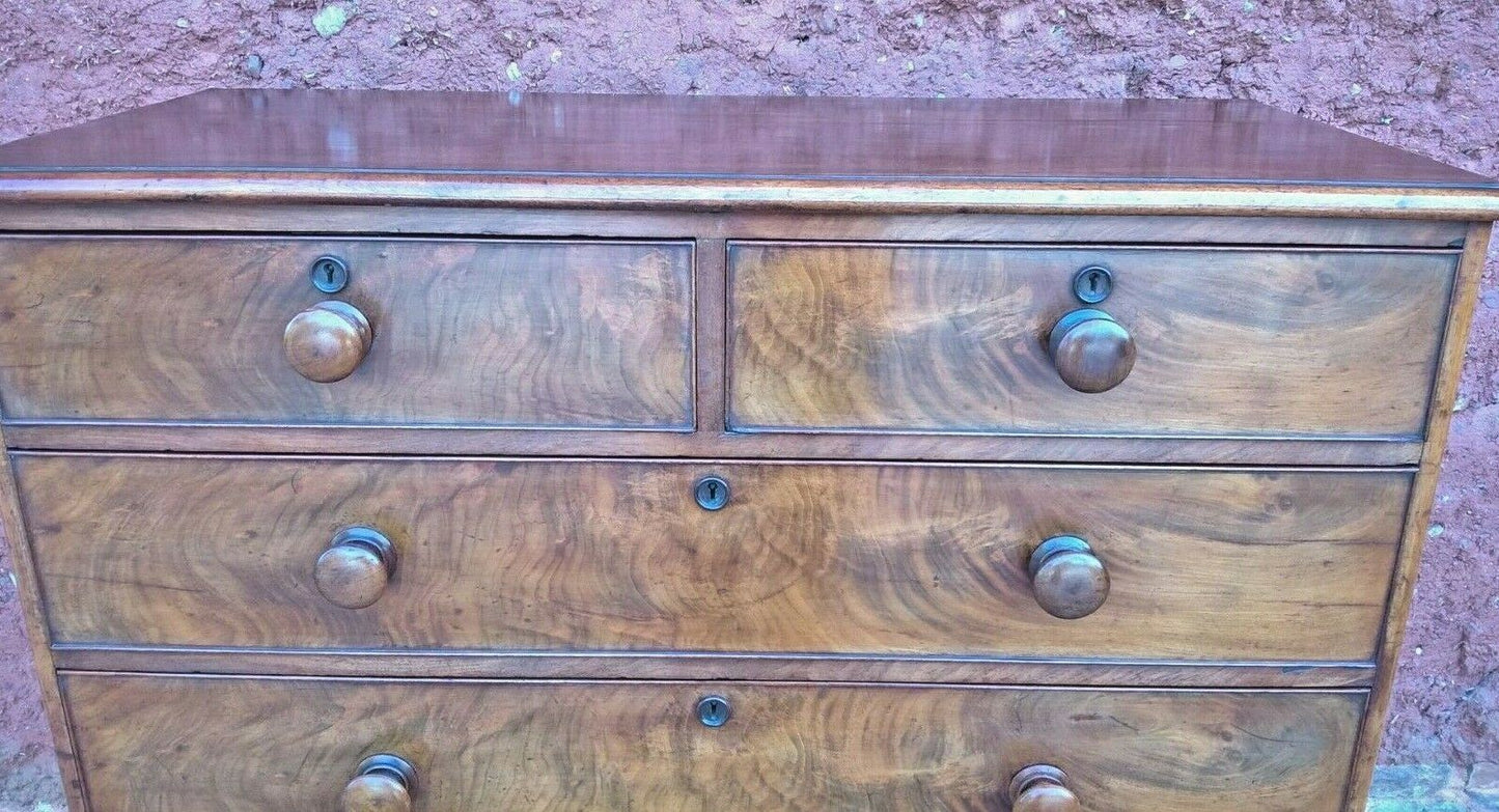 Good Quality Flame Mahogany Chest Antique Chest Drawers