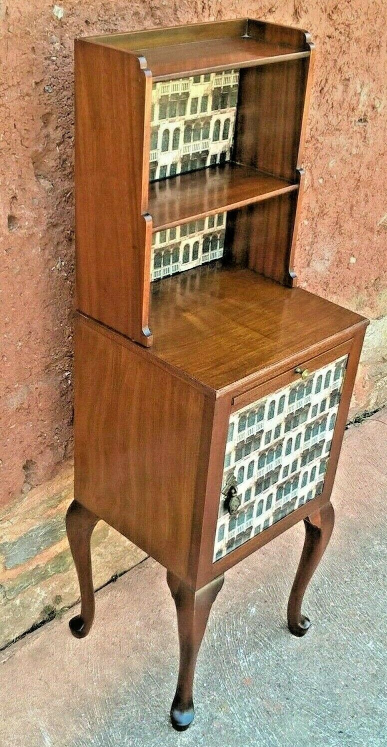 Attractive Upcycled Bedside Cabinet / Vintage Bedside Cupboard