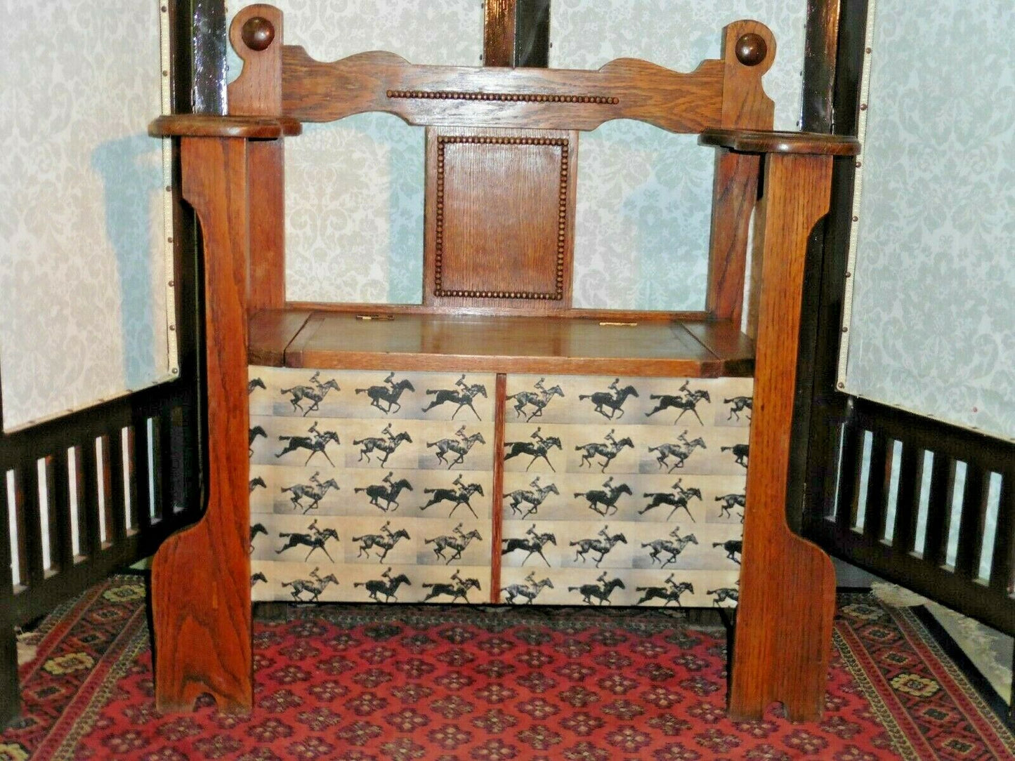 112.....Handsome Vintage Solid Oak Hall Seat Vintage Sick Stand
