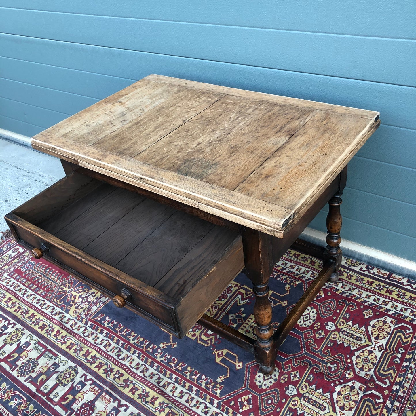 Lovely Rustic Oak Coffee Table / Vintage Extending Side Table ( SOLD )