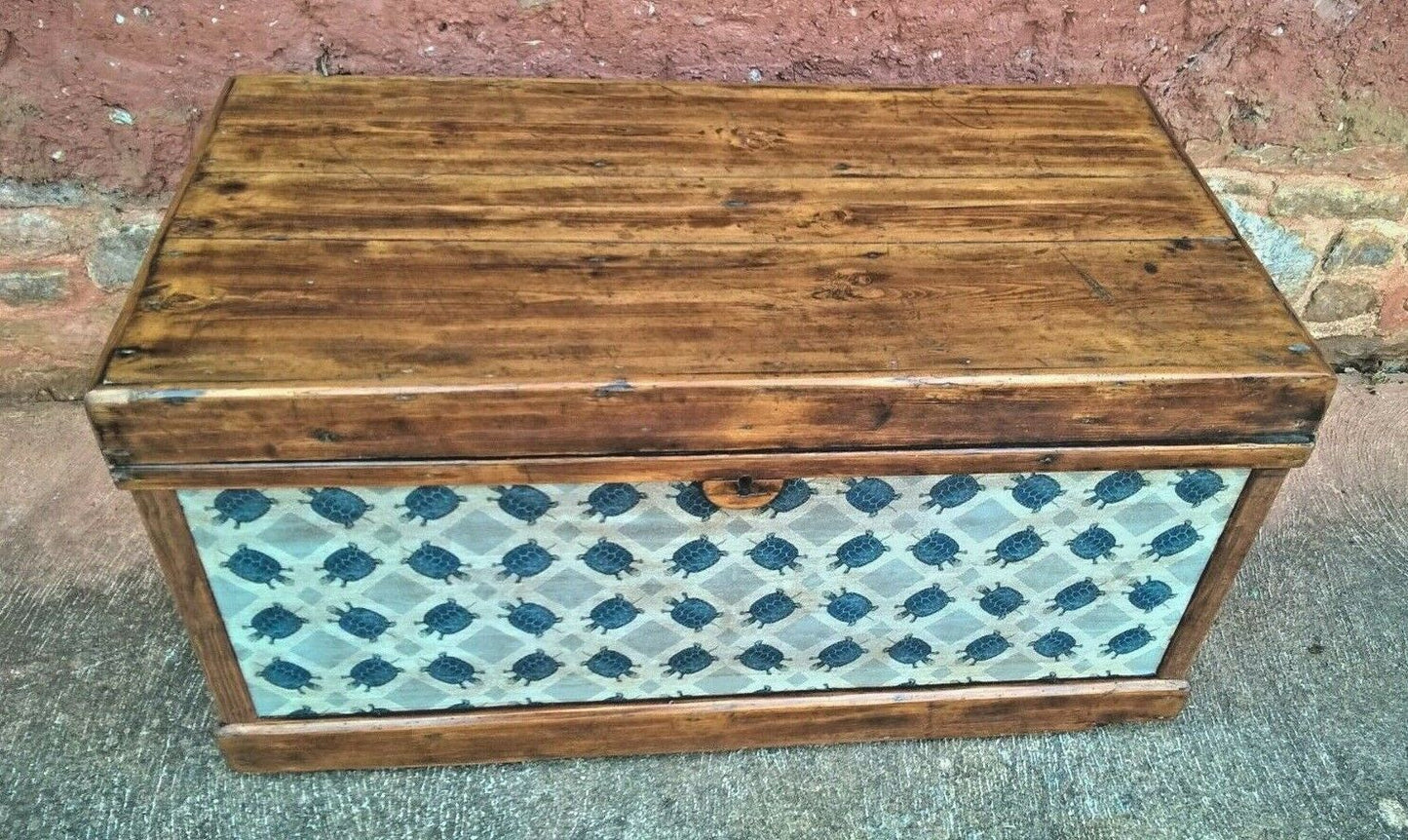 Fabulous Vintage Storage Chest / Blanket Box / Travel Trunk