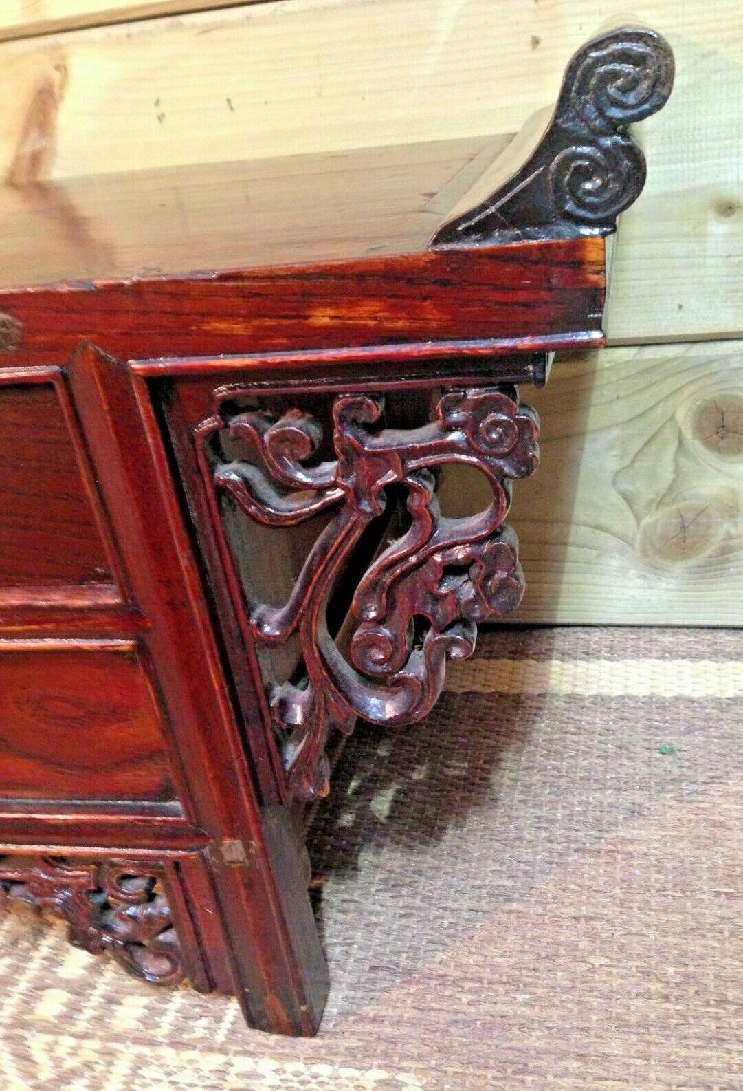 Gorgeous Small Oriental Altar Table.....Carved Oriental Stand