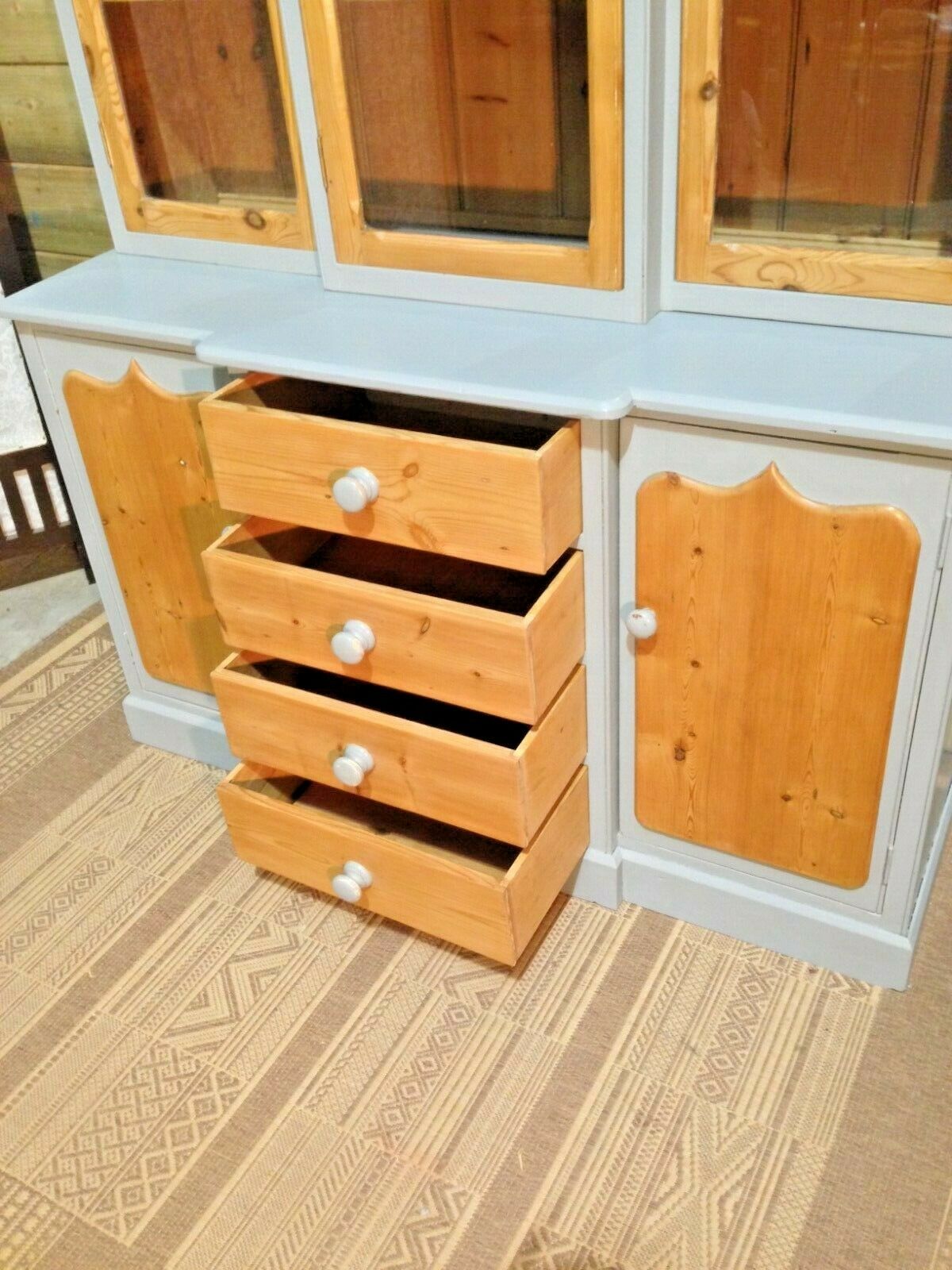 078.....Stunning Vintage Pine Dresser / Vintage Glazed Dresser ( sold )
