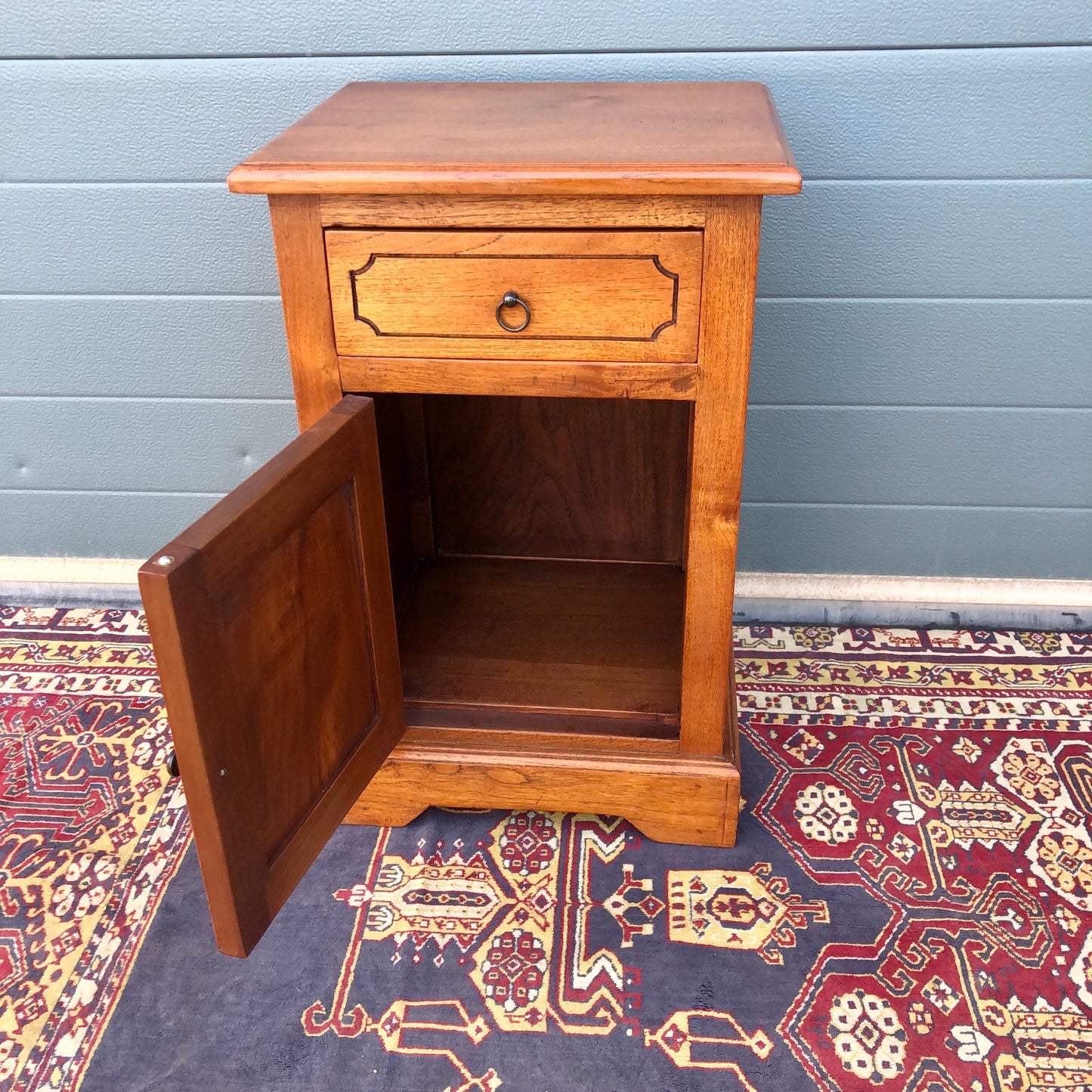 A Pair Of Solid Teak Vintage Bedside Cabinets / Vintage Bedside Tables ( SOLD )