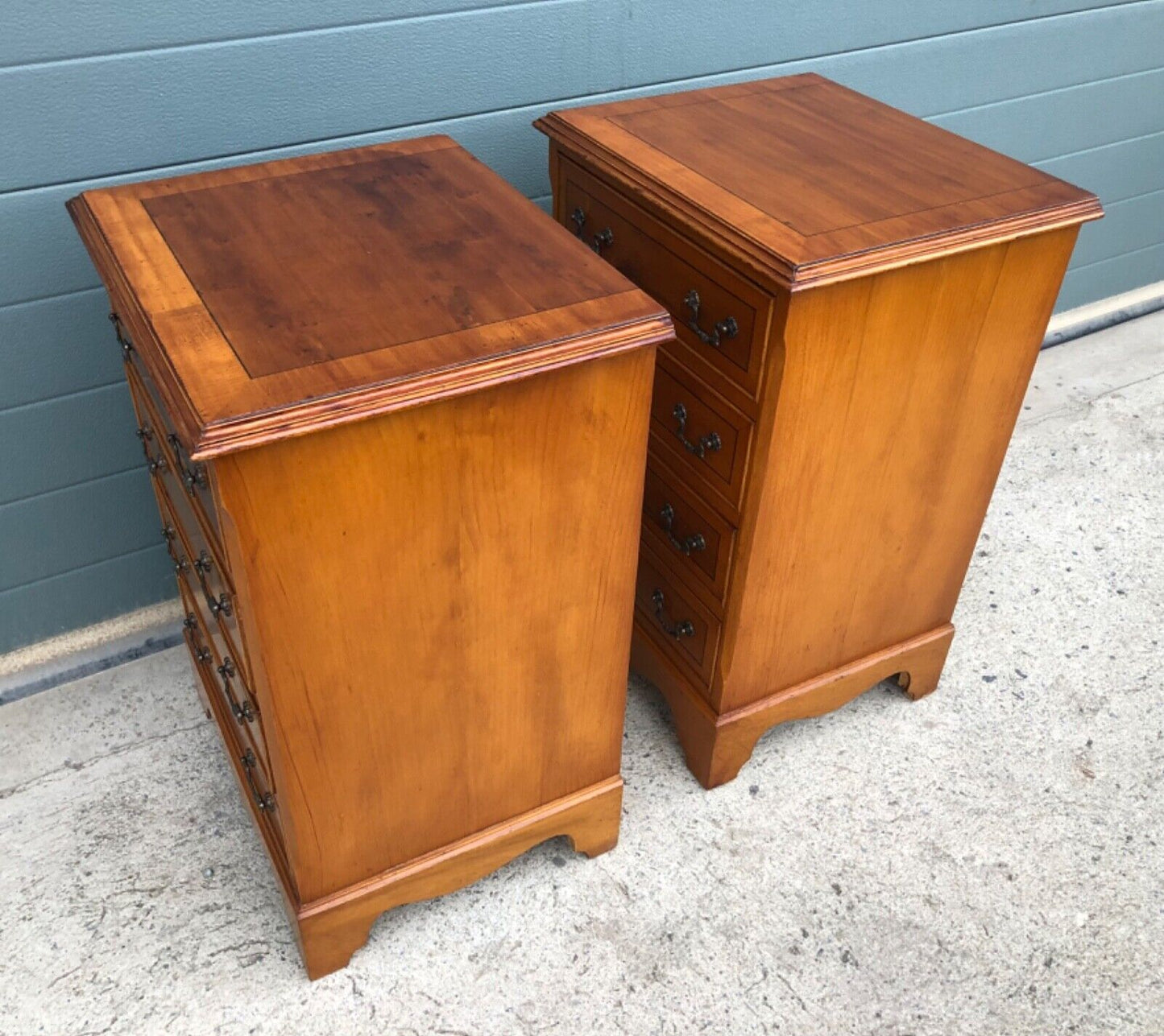 000893....Handsome Pair Of Vintage Yew Bedside Chests / Bedside Tables