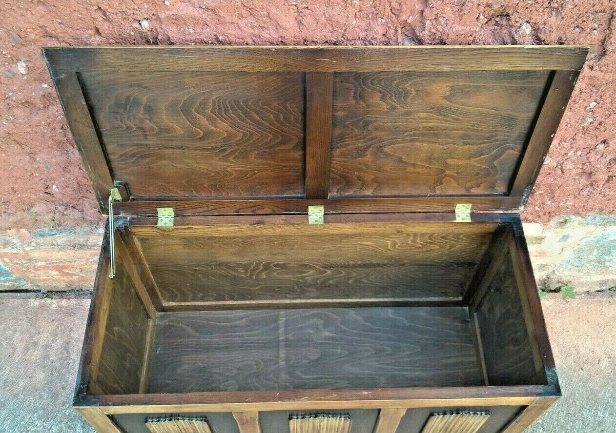 Vintage Oak Coffer / Linen Fold Blanket Box / Oak Chest