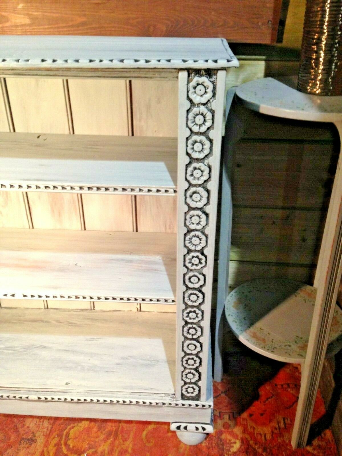 414.....Stunning Carved Oak Bookcase / Antique Oak Bookshelves