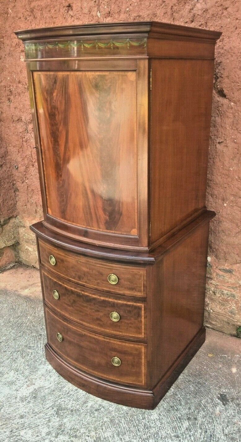 321.....Stunning Vintage Cabinet On Chest Drinks Cabinet