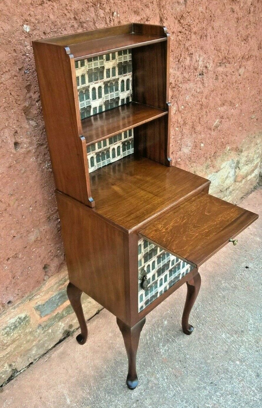 Attractive Upcycled Bedside Cabinet / Vintage Bedside Cupboard