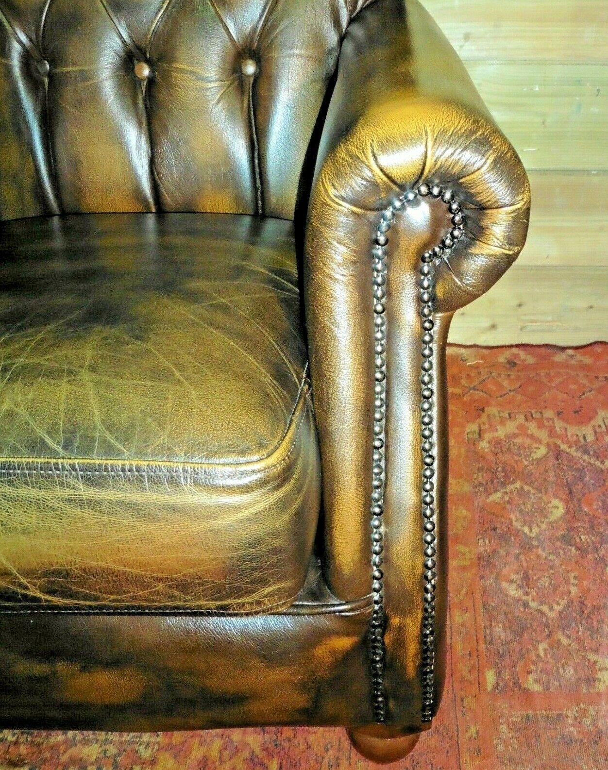 Gorgeous Pair Of Vintage Leather Chesterfield Style Armchairs By Thomas Lloyd