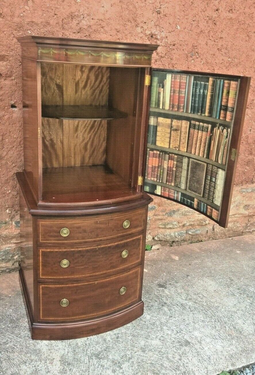 321.....Stunning Vintage Cabinet On Chest Drinks Cabinet