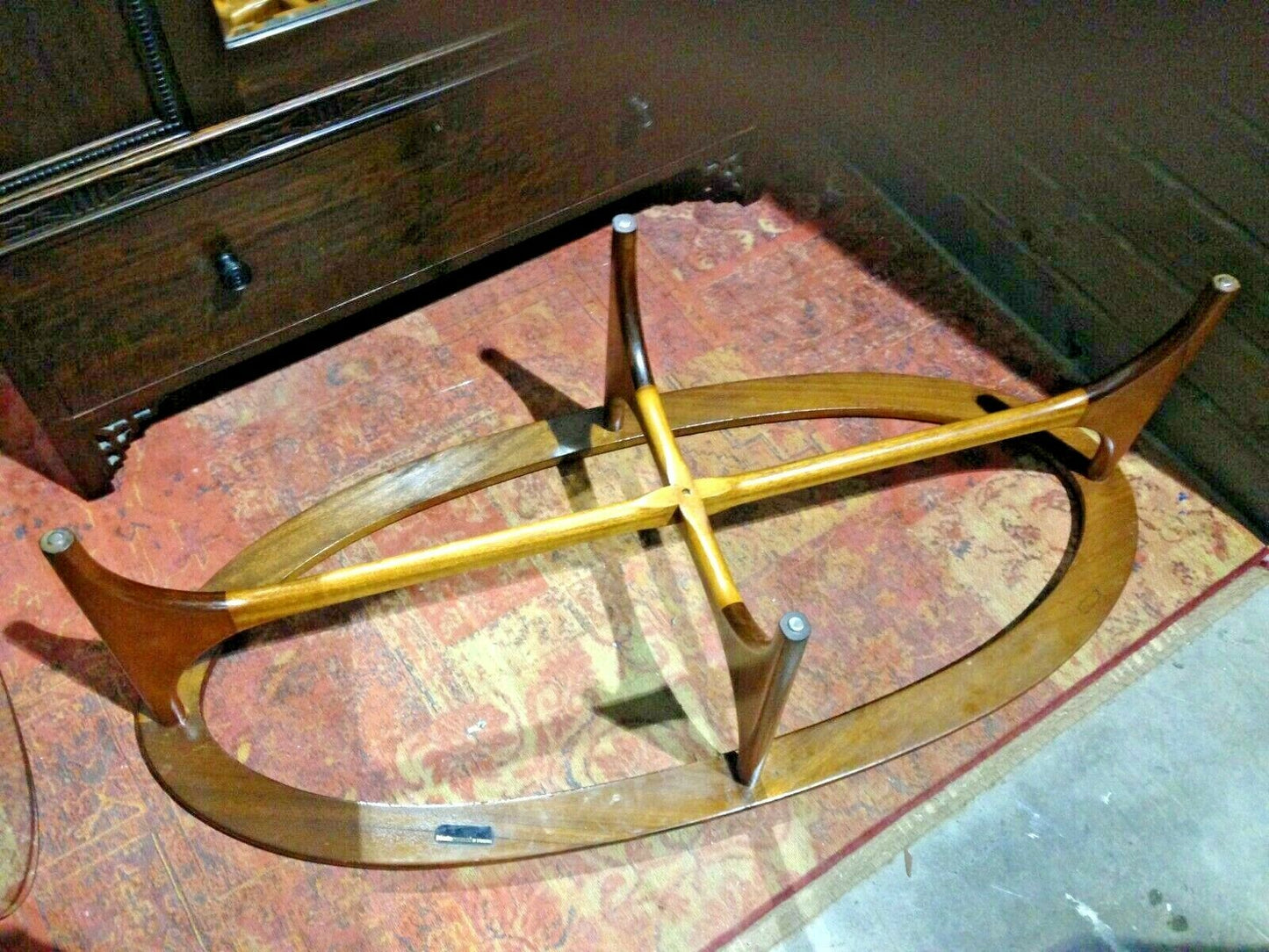 427.....Stateroom Retro Oval Coffee Table By Stonehill / Teak Retro Coffee Table