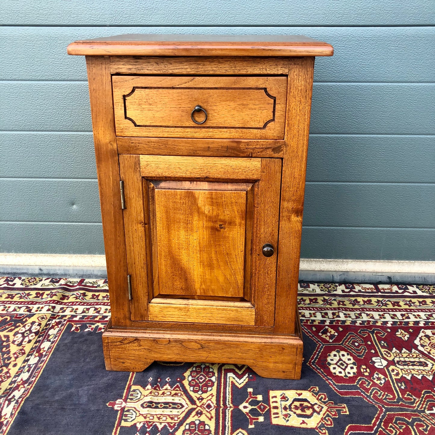 A Pair Of Solid Teak Vintage Bedside Cabinets / Vintage Bedside Tables ( SOLD )
