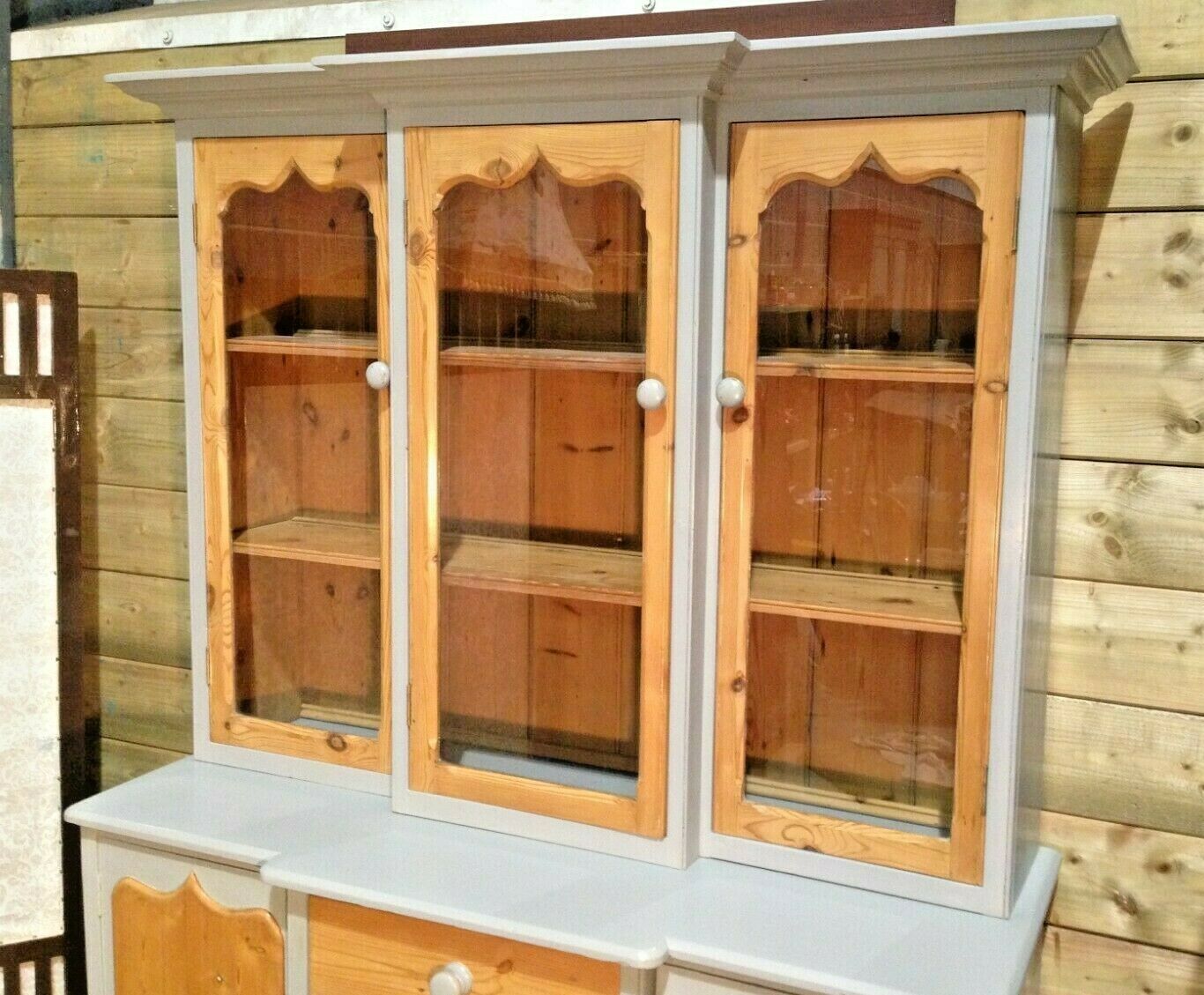 078.....Stunning Vintage Pine Dresser / Vintage Glazed Dresser ( sold )