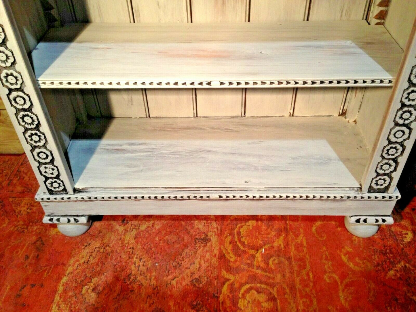 414.....Stunning Carved Oak Bookcase / Antique Oak Bookshelves