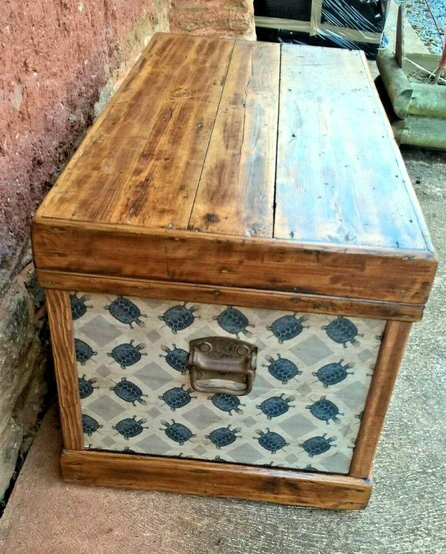 Fabulous Vintage Storage Chest / Blanket Box / Travel Trunk