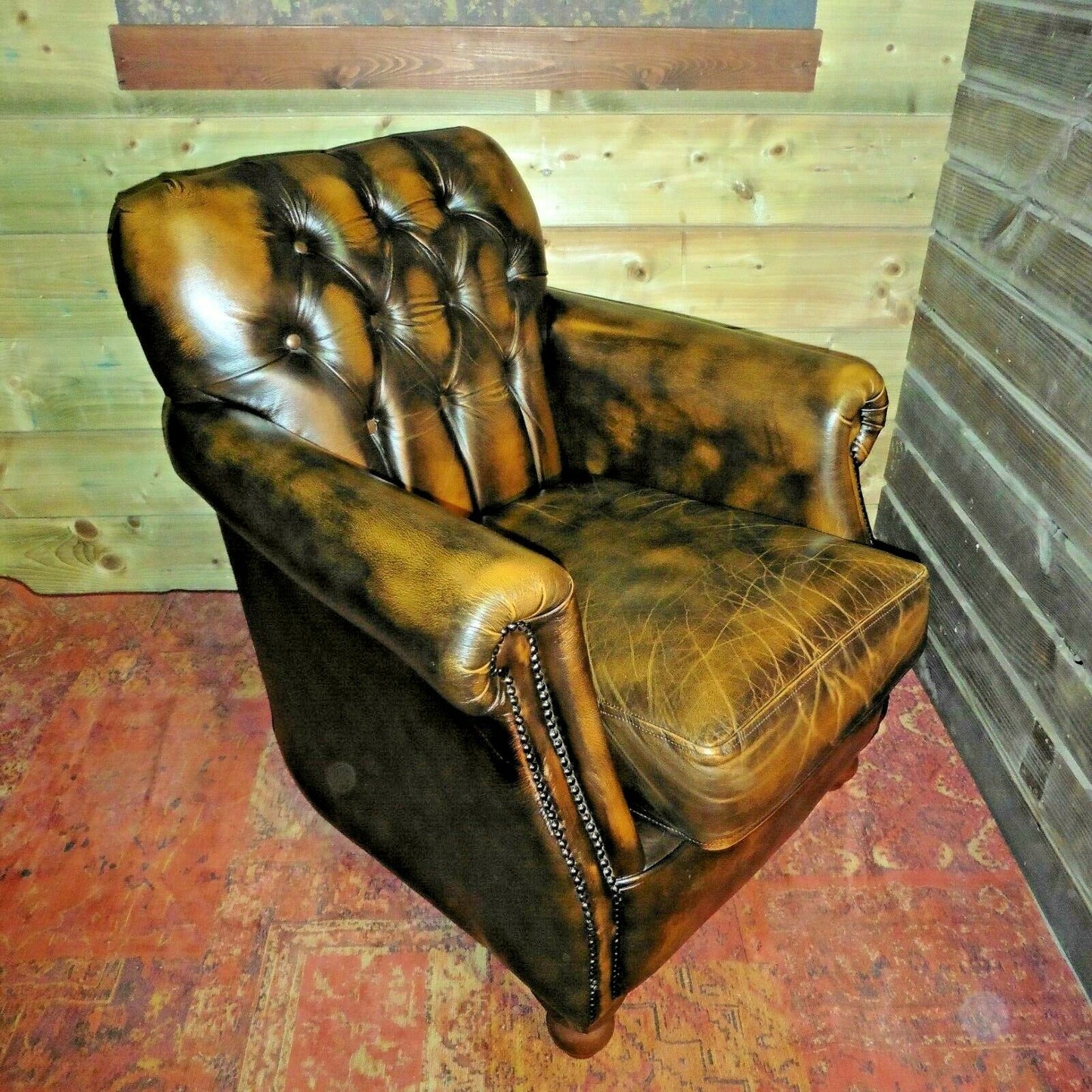 Gorgeous Pair Of Vintage Leather Chesterfield Style Armchairs By Thomas Lloyd