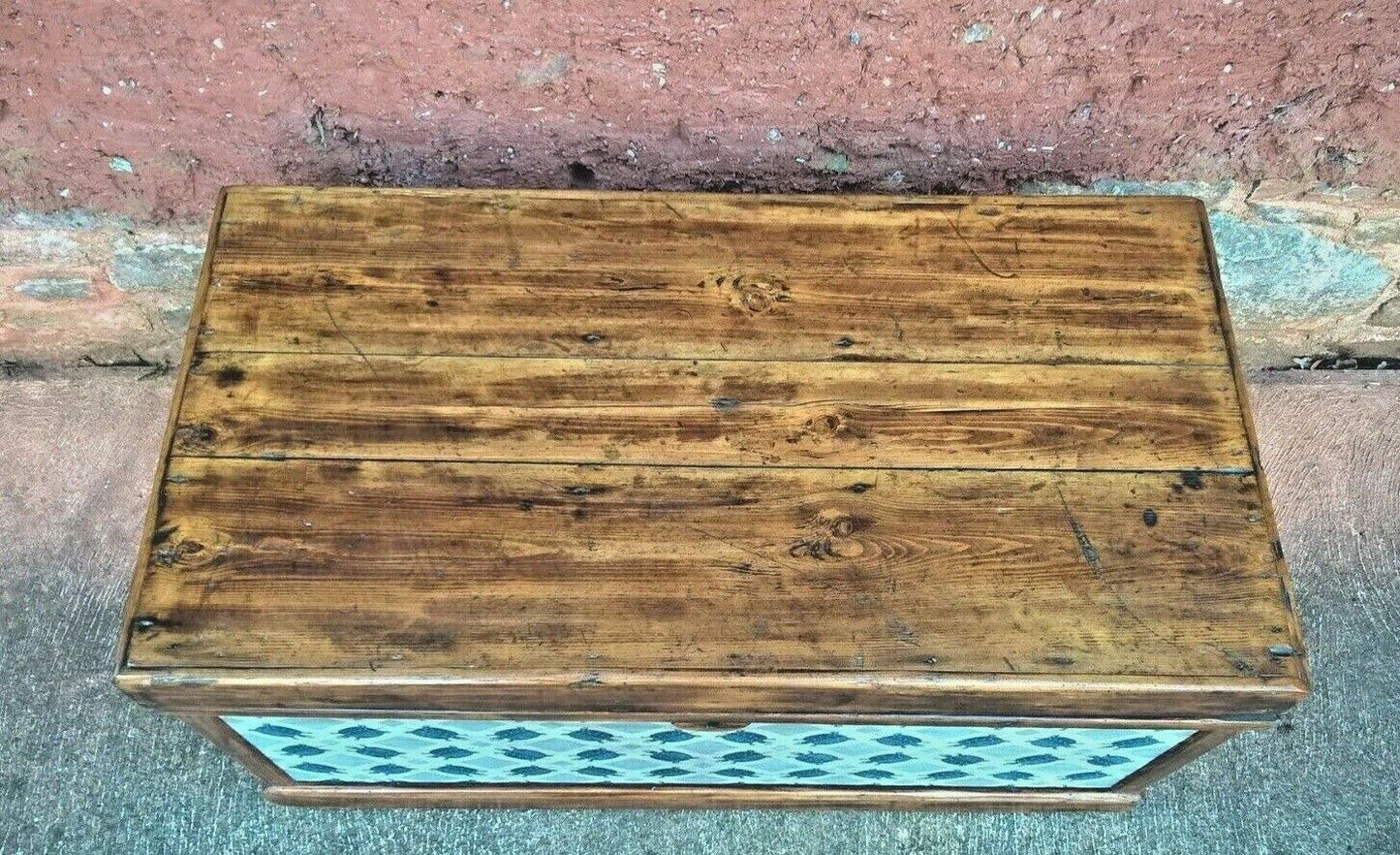 Fabulous Vintage Storage Chest / Blanket Box / Travel Trunk