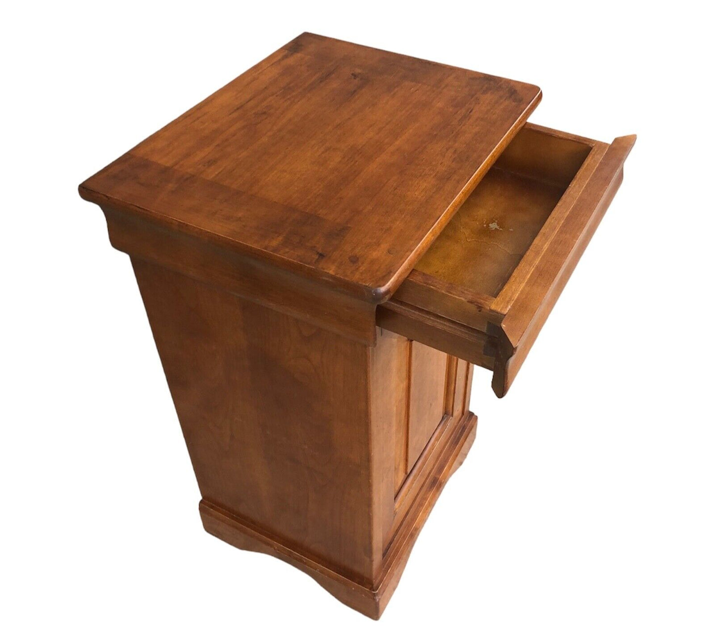 000899....Handsome Pair Of Cherrywood Bedside Tables / Bedside Cabinets ( sold )