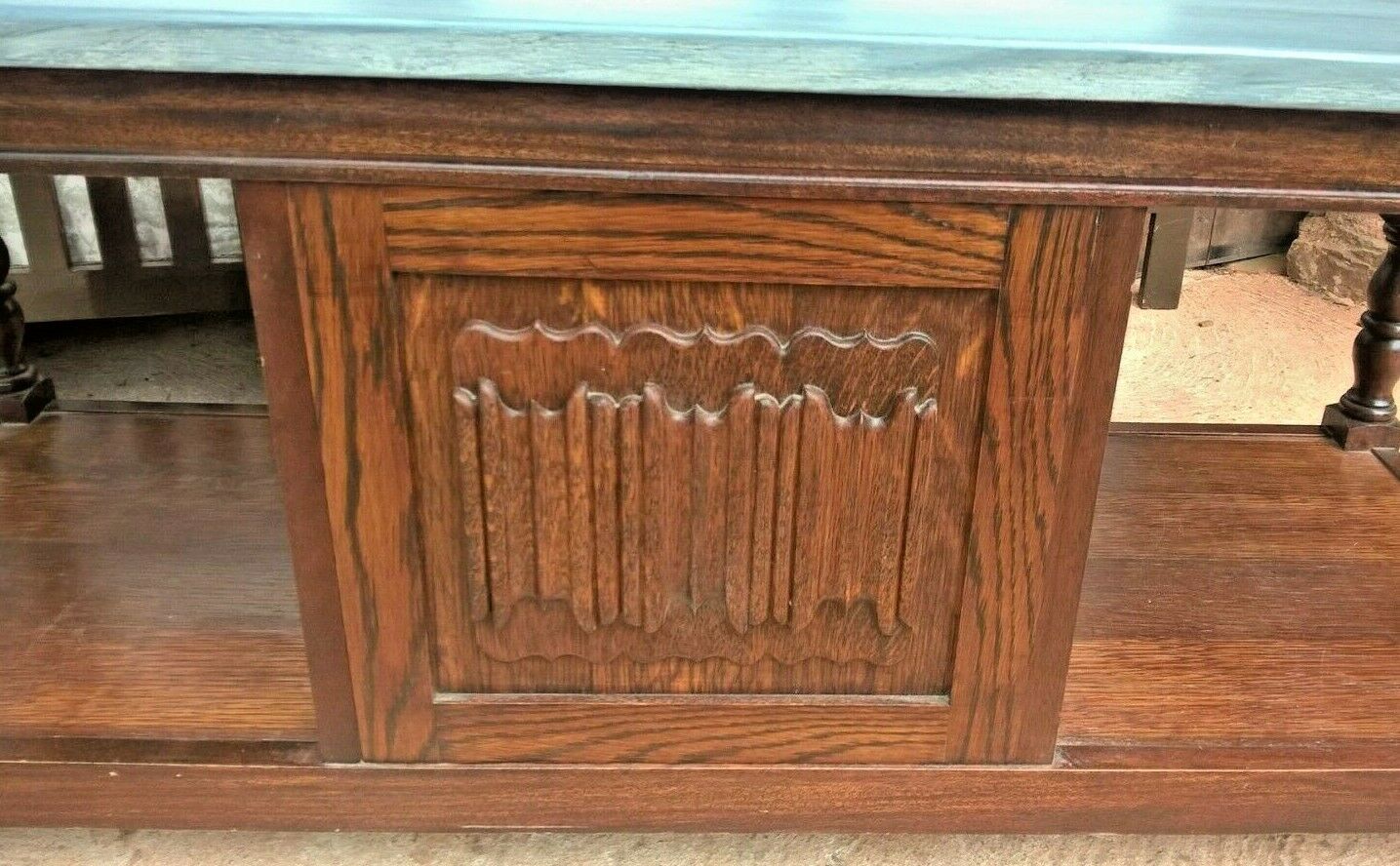 Vintage Old Charm Style Coffee Table - Vintage Oak Coffee Table
