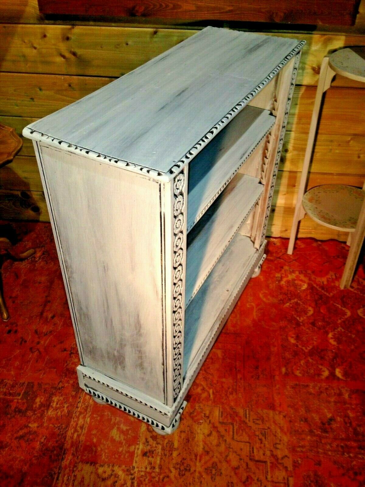 414.....Stunning Carved Oak Bookcase / Antique Oak Bookshelves