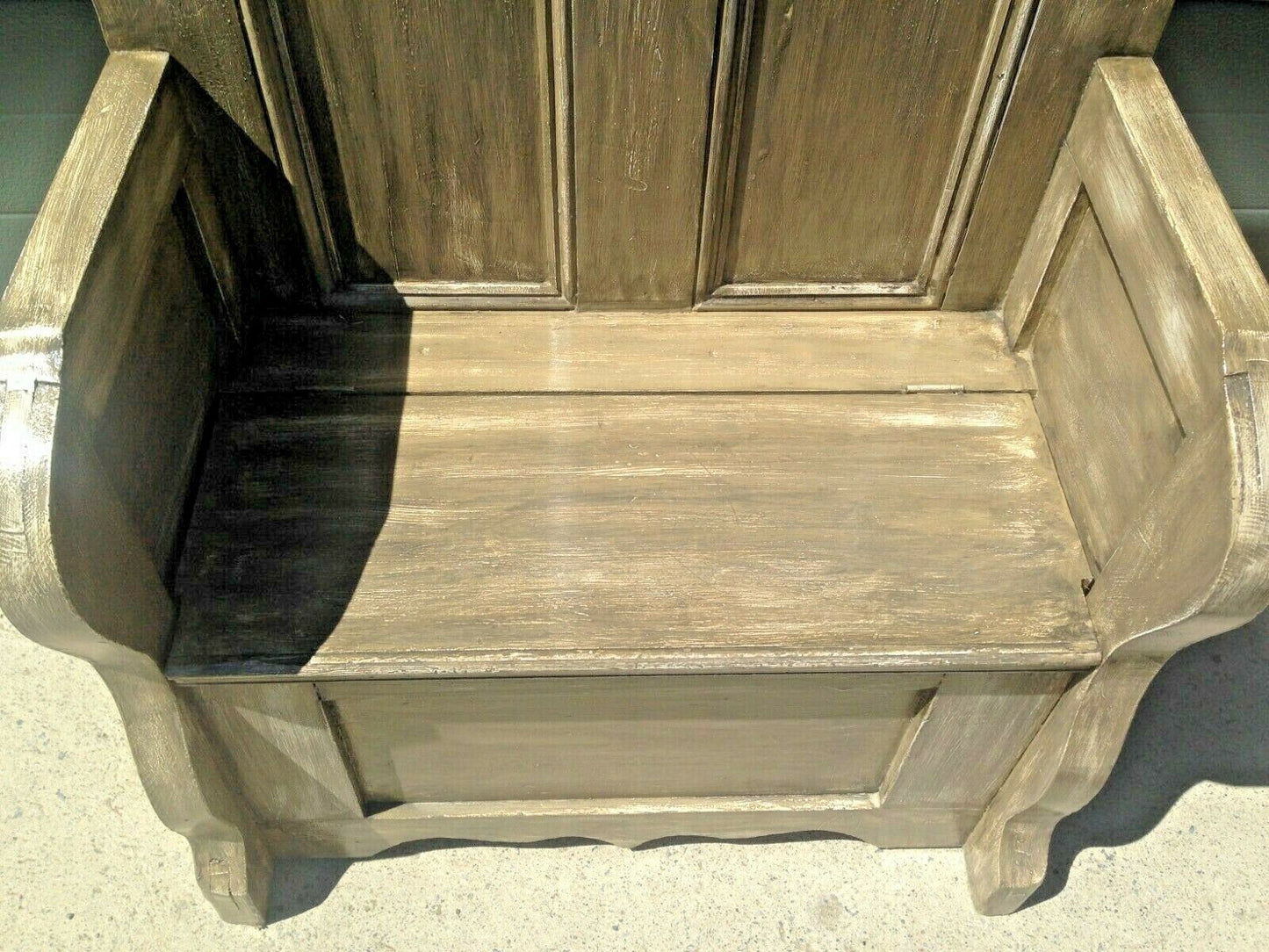 228.....Vintage Pine Hall Seat / Heavy Pine Settle ( SOLD )