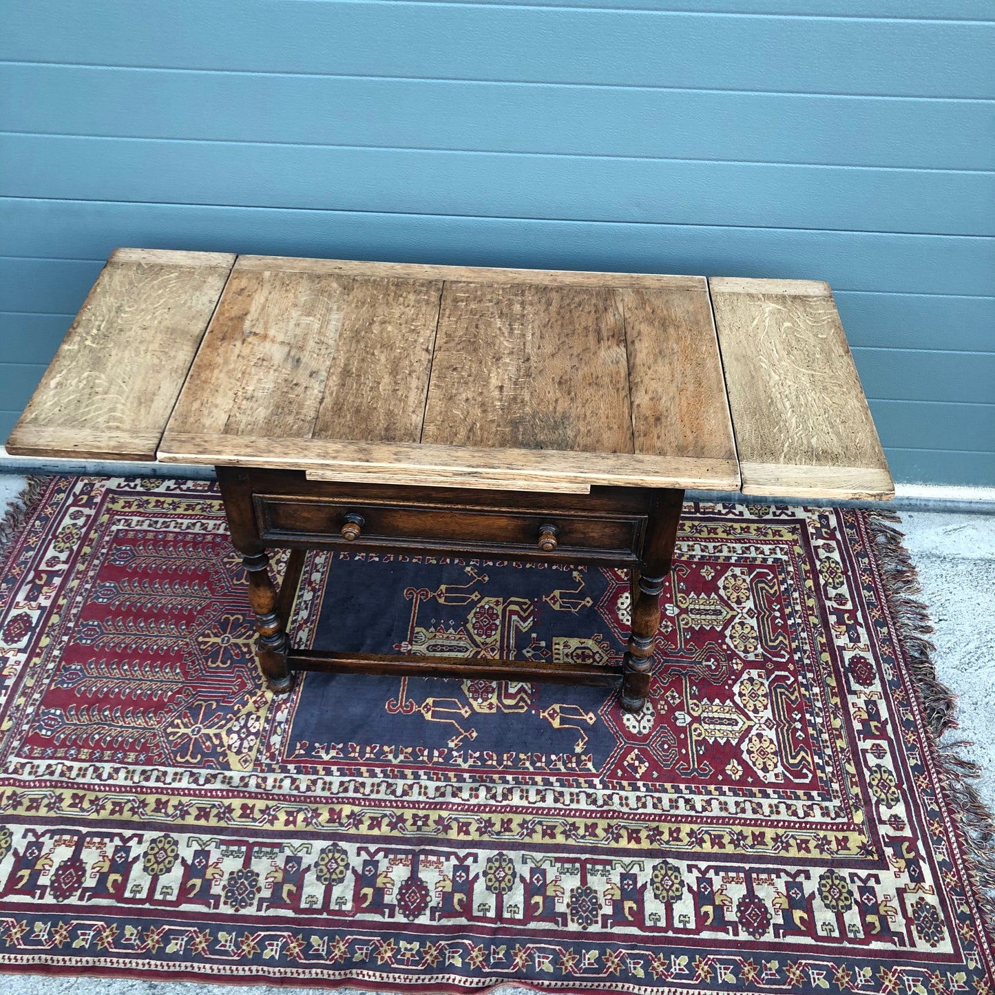 Lovely Rustic Oak Coffee Table / Vintage Extending Side Table ( SOLD )