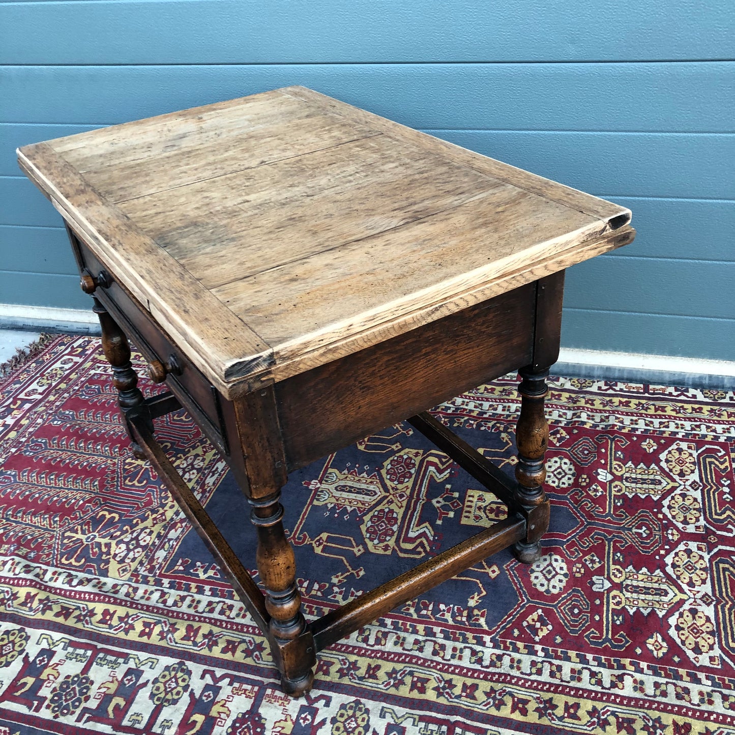 Lovely Rustic Oak Coffee Table / Vintage Extending Side Table ( SOLD )