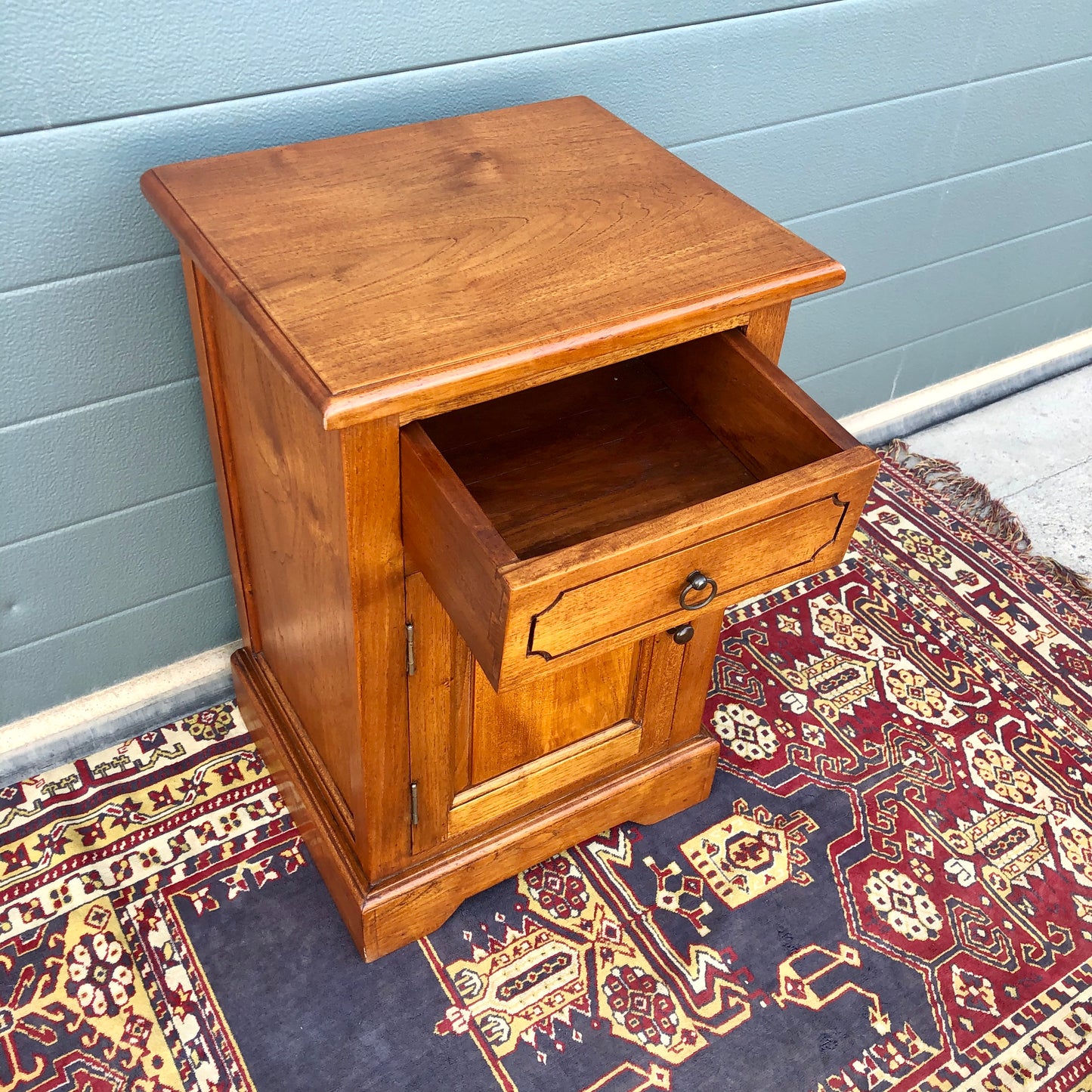 A Pair Of Solid Teak Vintage Bedside Cabinets / Vintage Bedside Tables ( SOLD )