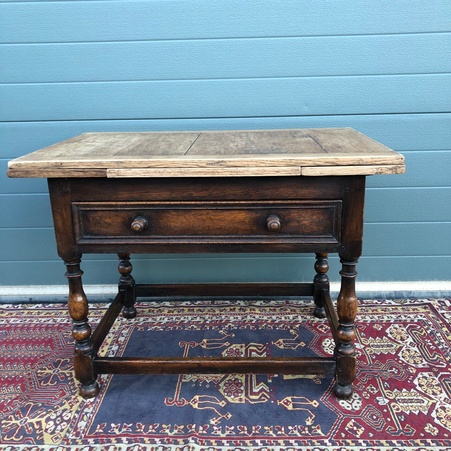 Lovely Rustic Oak Coffee Table / Vintage Extending Side Table ( SOLD )