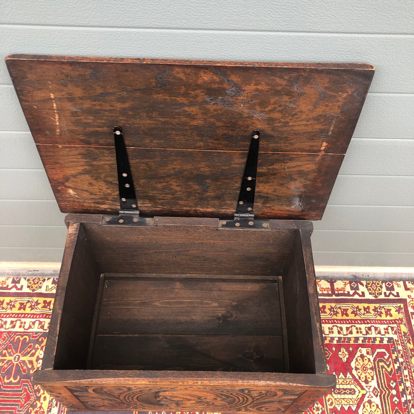 Gorgeous Carved Oak Small Chest / Vintage Carved Box ( SOLD )