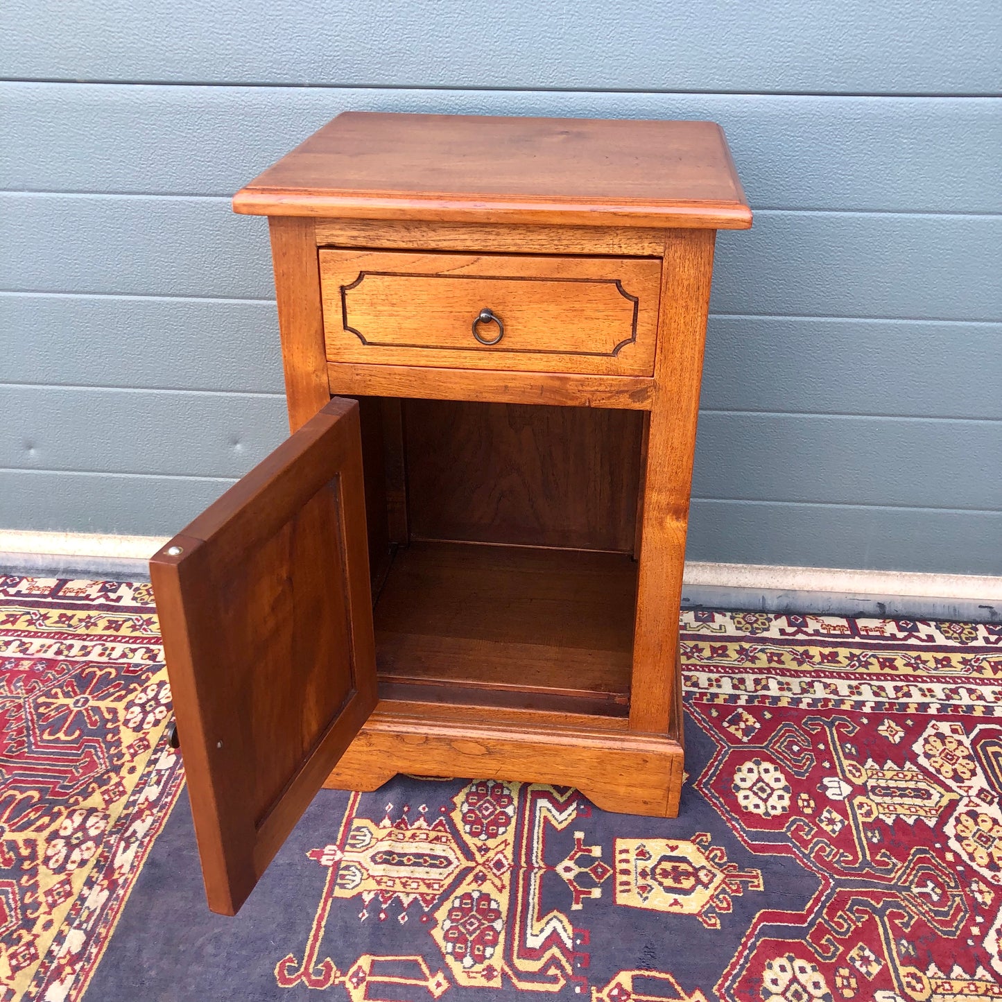 A Pair Of Solid Teak Vintage Bedside Cabinets / Vintage Bedside Tables ( SOLD )
