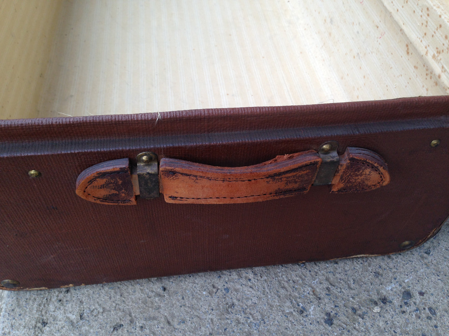204.....Vintage Travel Trunk / Make Great Coffee Table....SOLD !