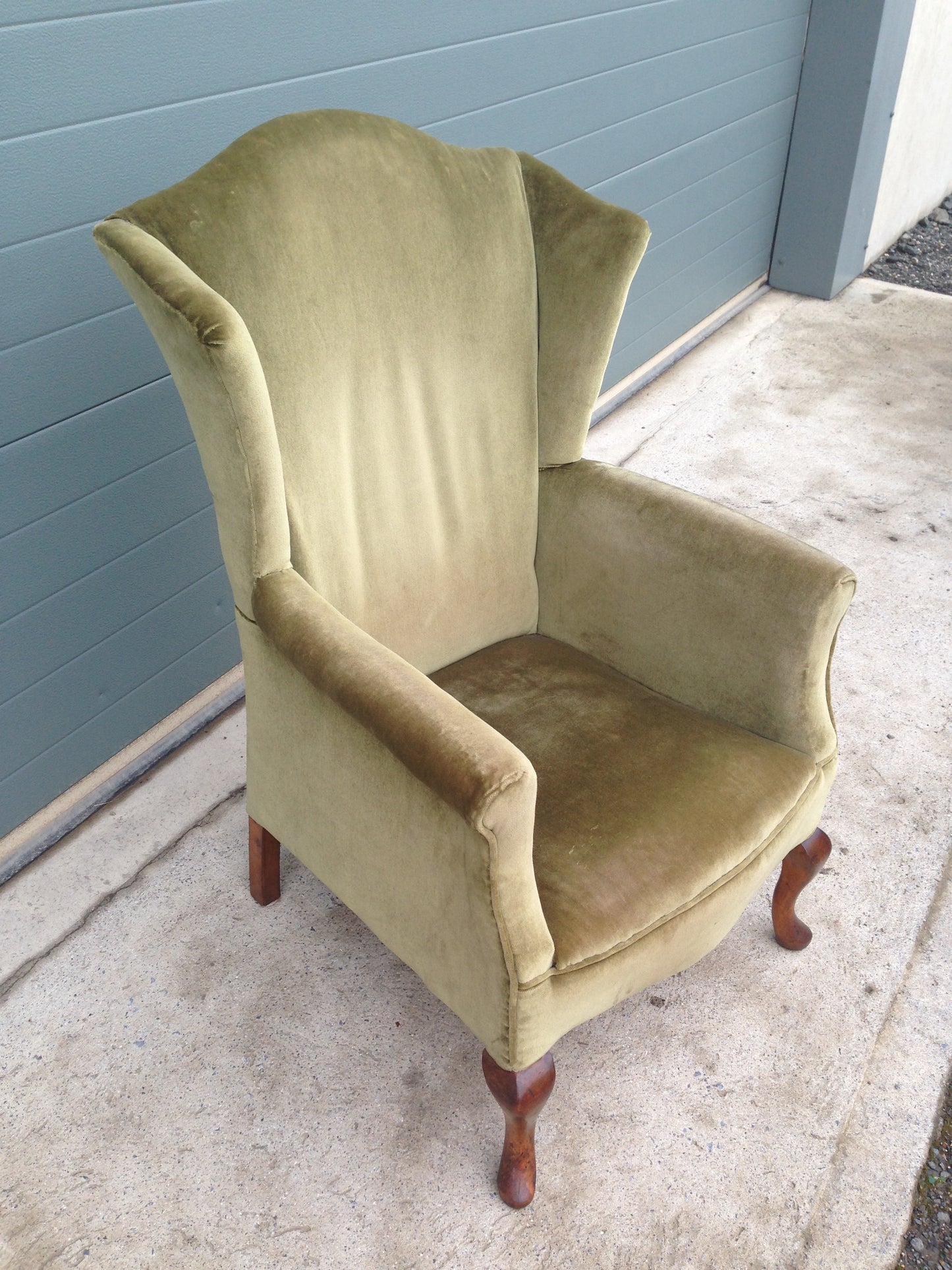 Vintage Wing Armchair / Vintage Library Chair