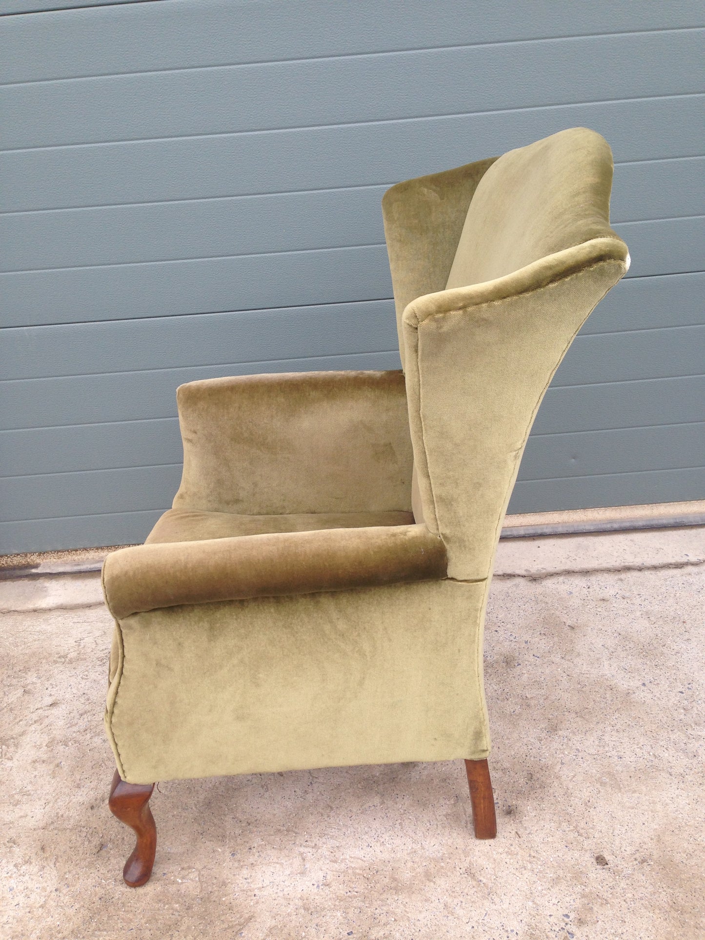 Vintage Wing Armchair / Vintage Library Chair