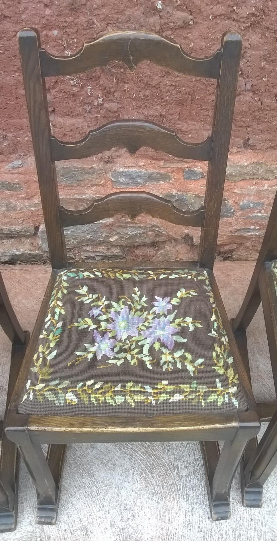 Set Of 4 Arts And Crafts Oak Chairs