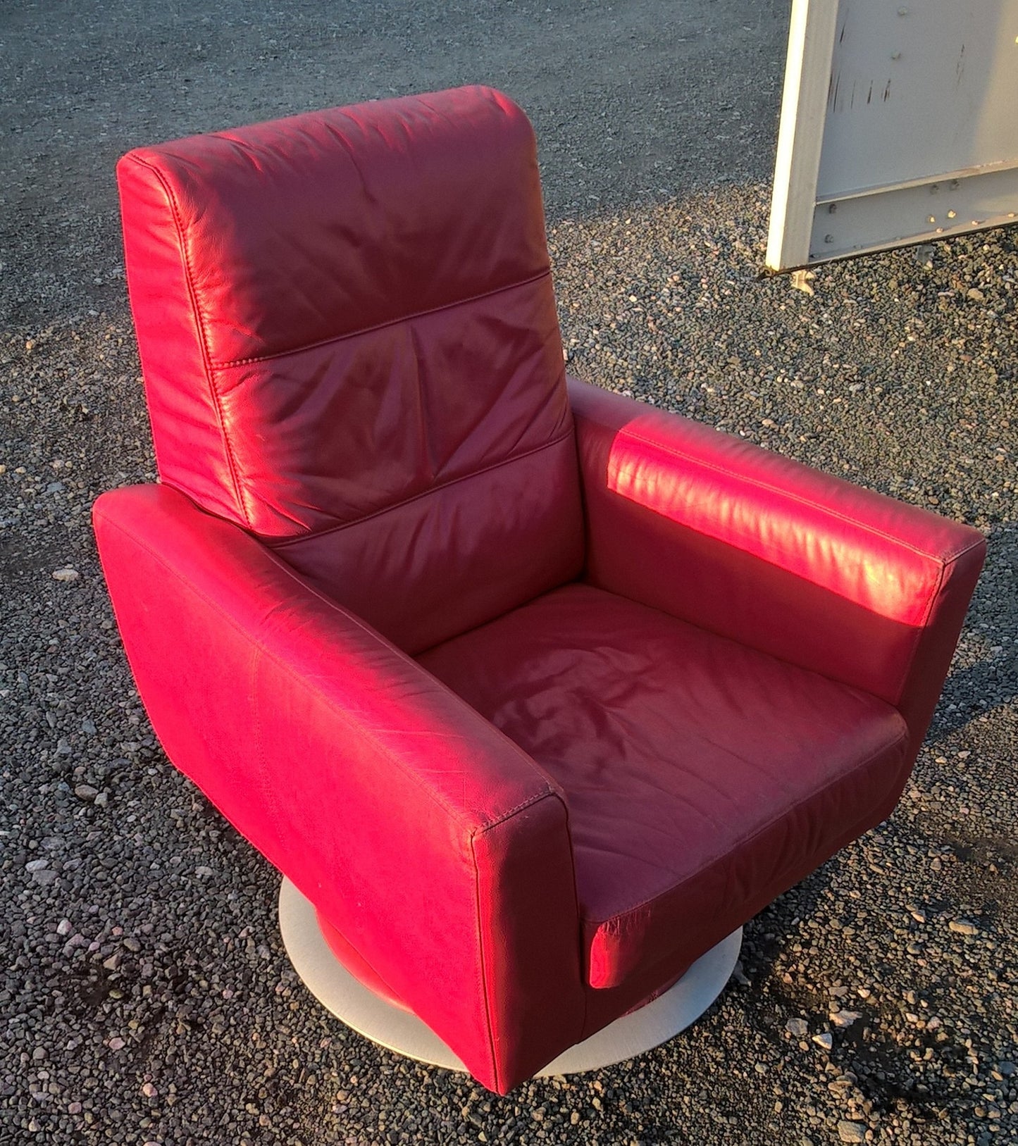Retro Style Leather Swivel Armchair