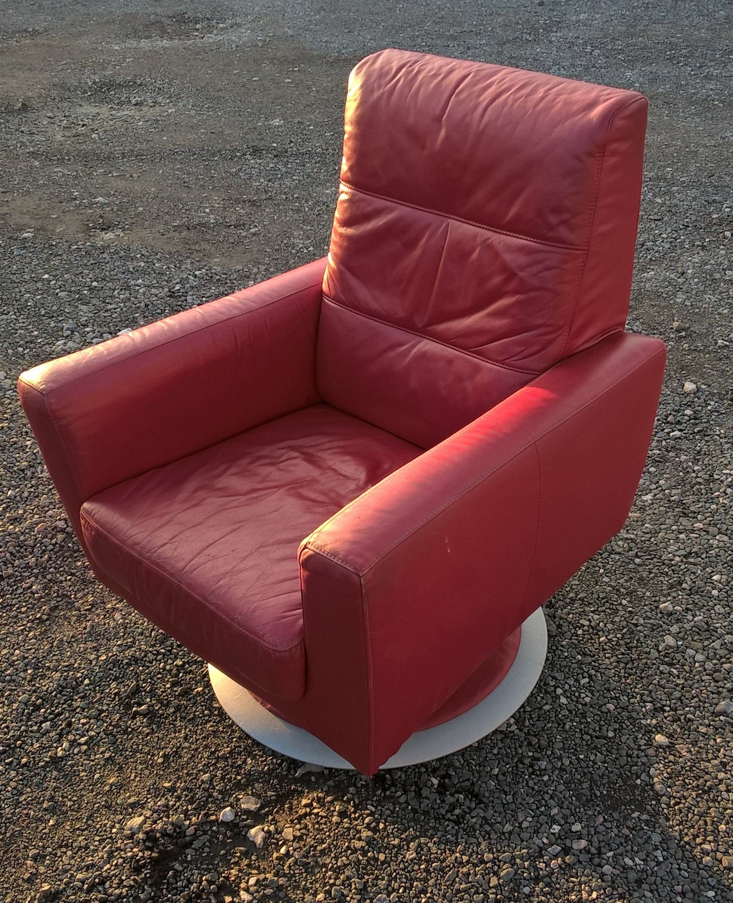 Retro Style Leather Swivel Armchair