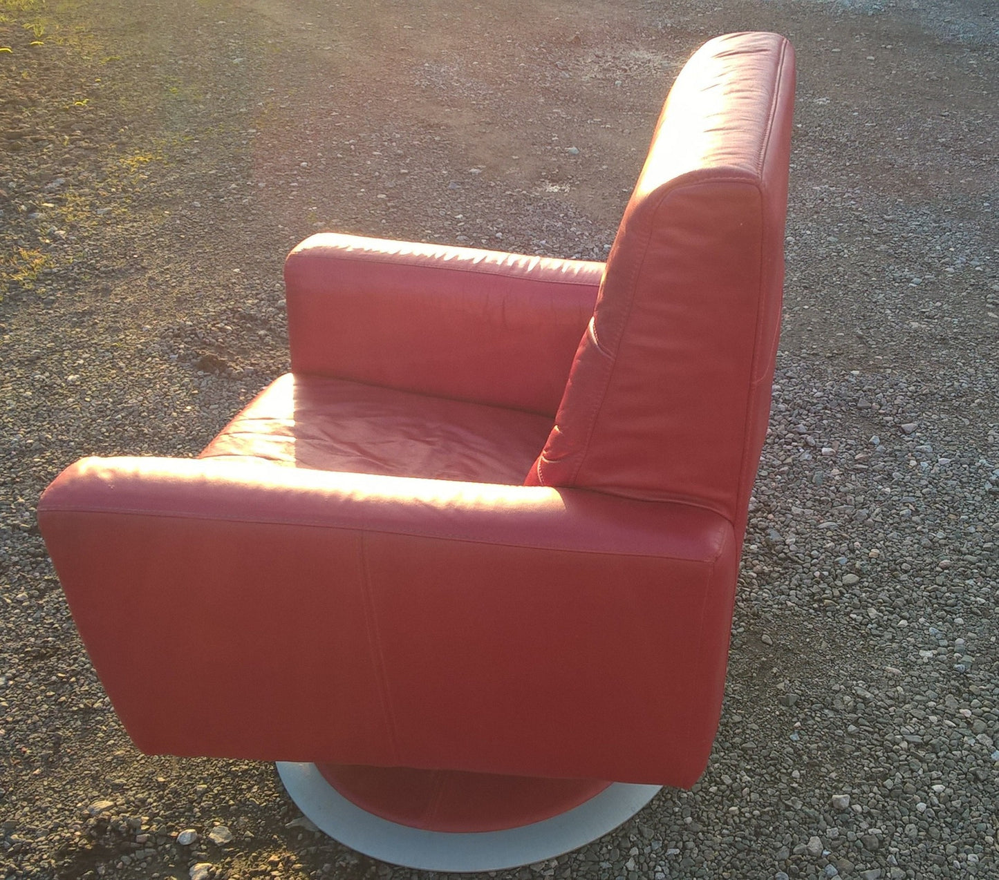 Retro Style Leather Swivel Armchair